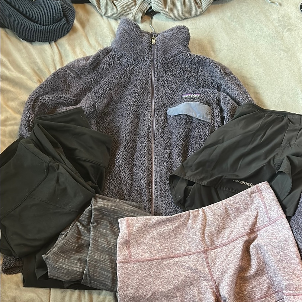 Patagonia Athletic Bundle: retool jacket, running shorts, leggings: small medium